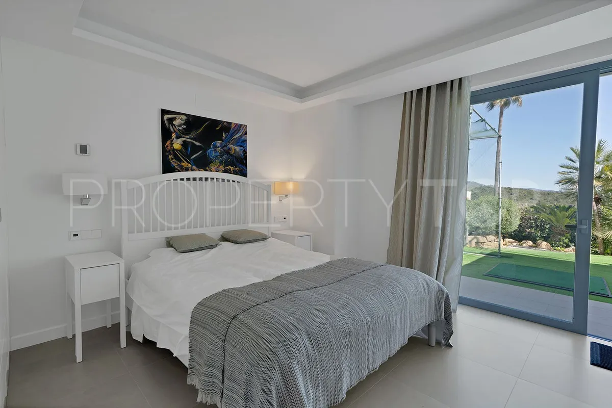 Nueva Andalucia, villa en venta de 4 dormitorios
