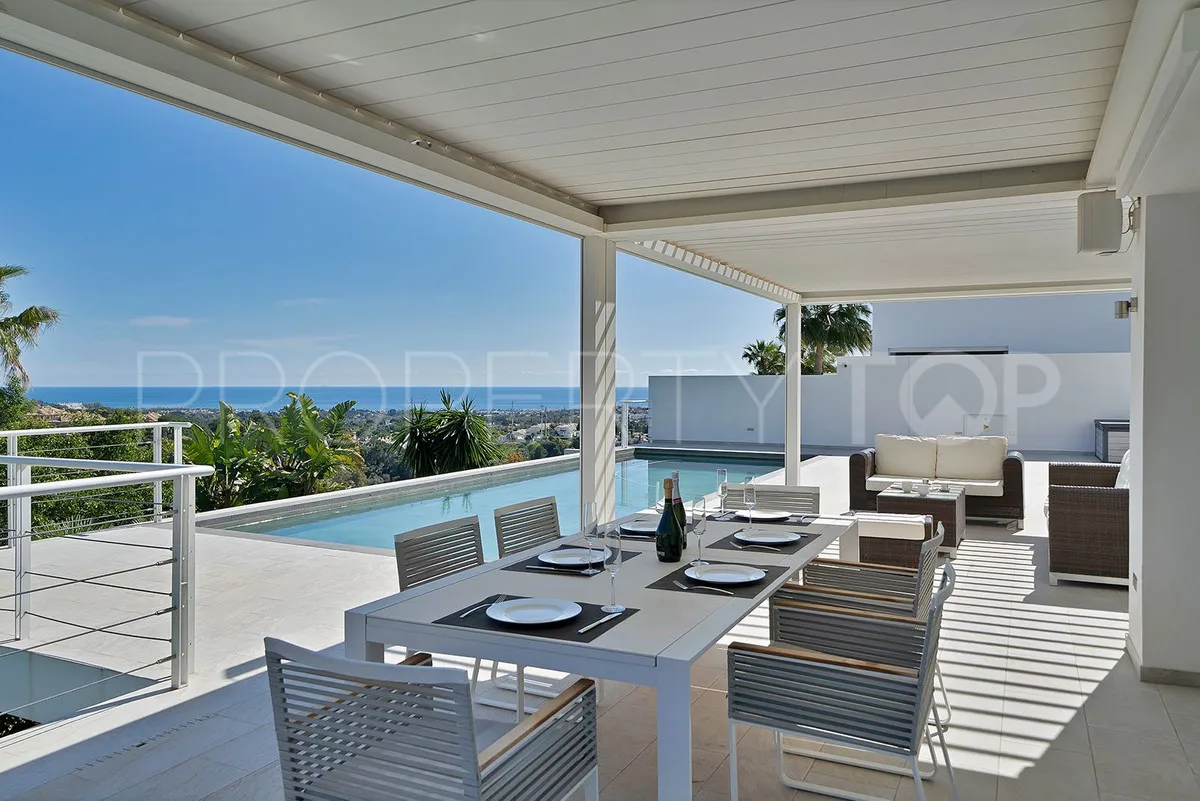 Nueva Andalucia, villa en venta de 4 dormitorios