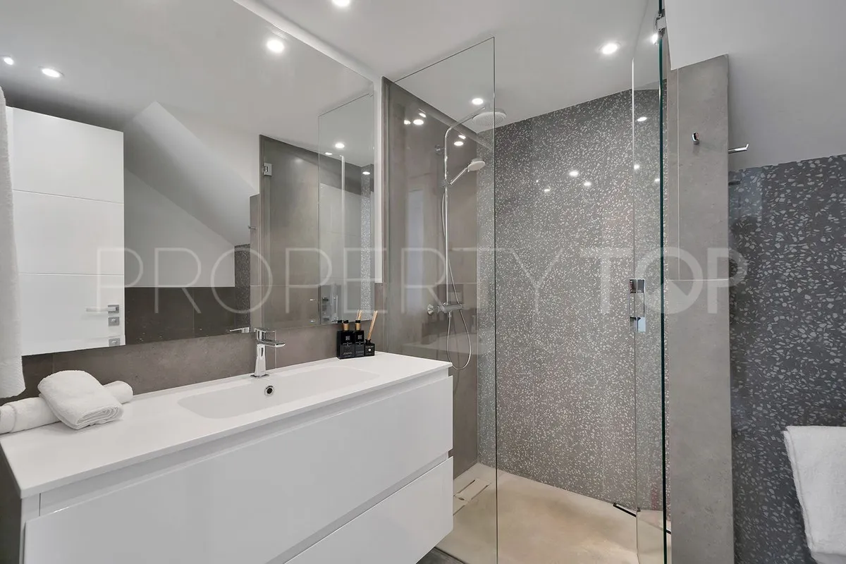 Nueva Andalucia, villa en venta de 4 dormitorios