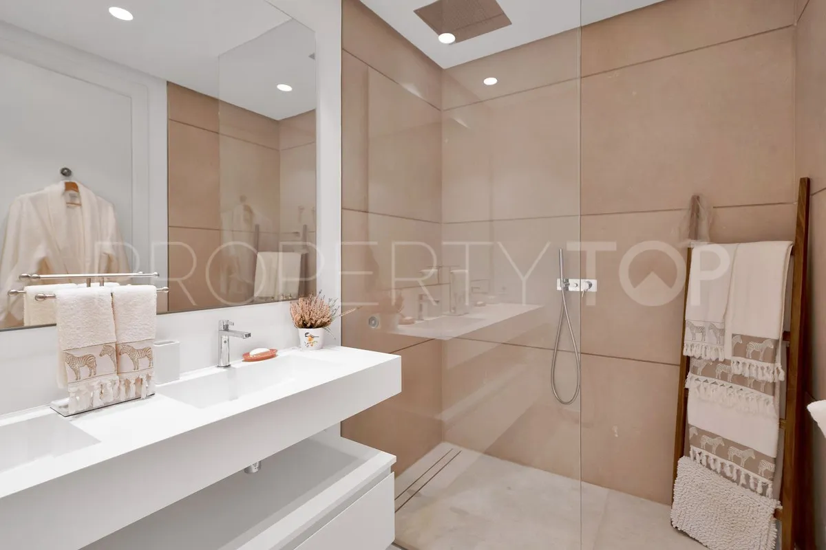 Comprar apartamento en Benahavis