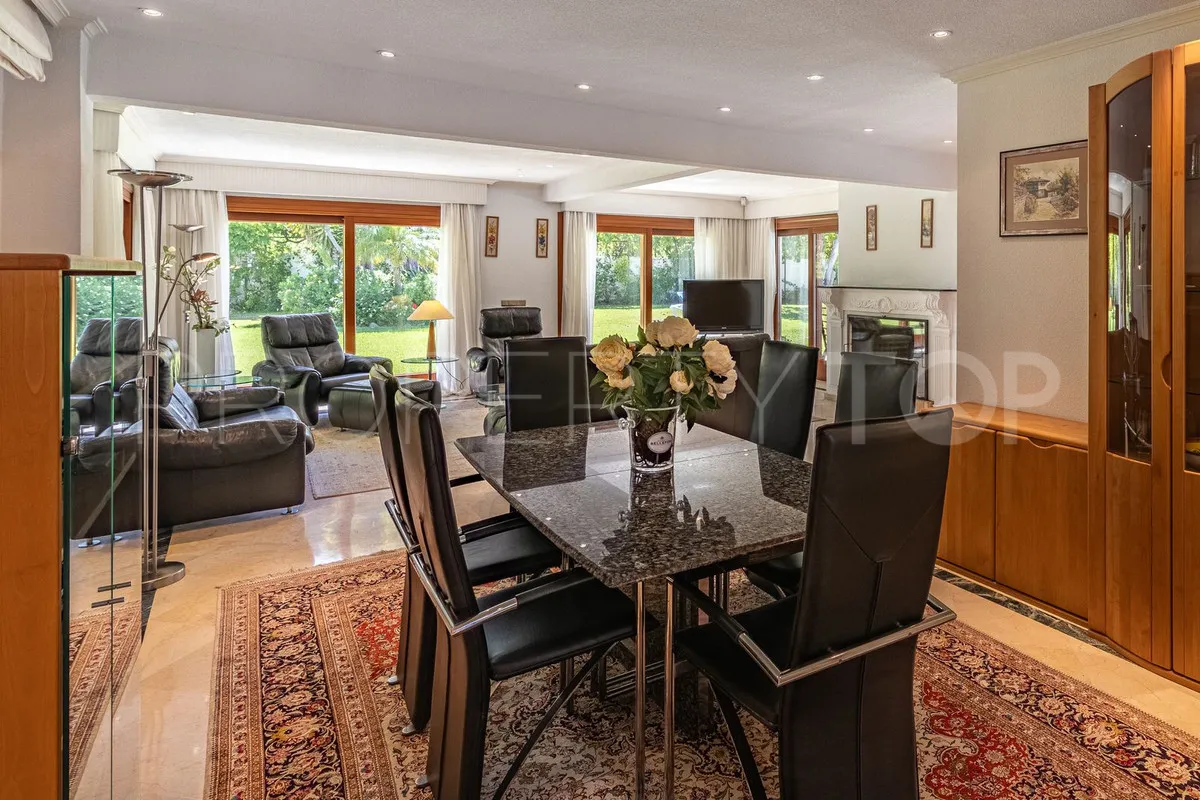 Comprar villa en New Golden Mile