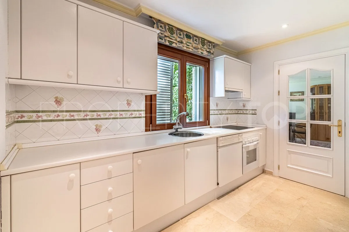 Comprar villa en New Golden Mile