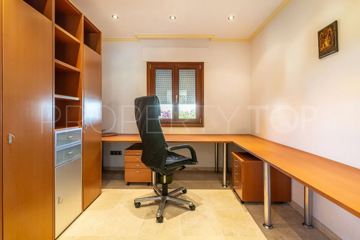 Comprar villa en New Golden Mile