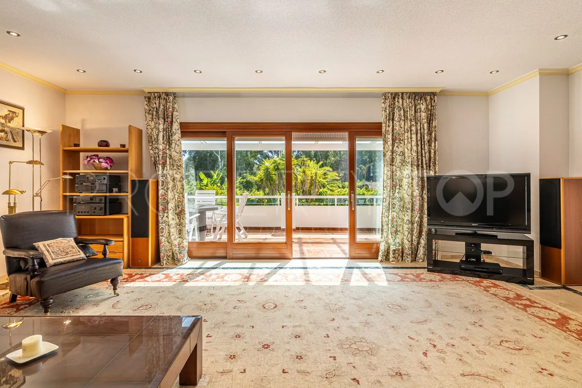 Comprar villa en New Golden Mile