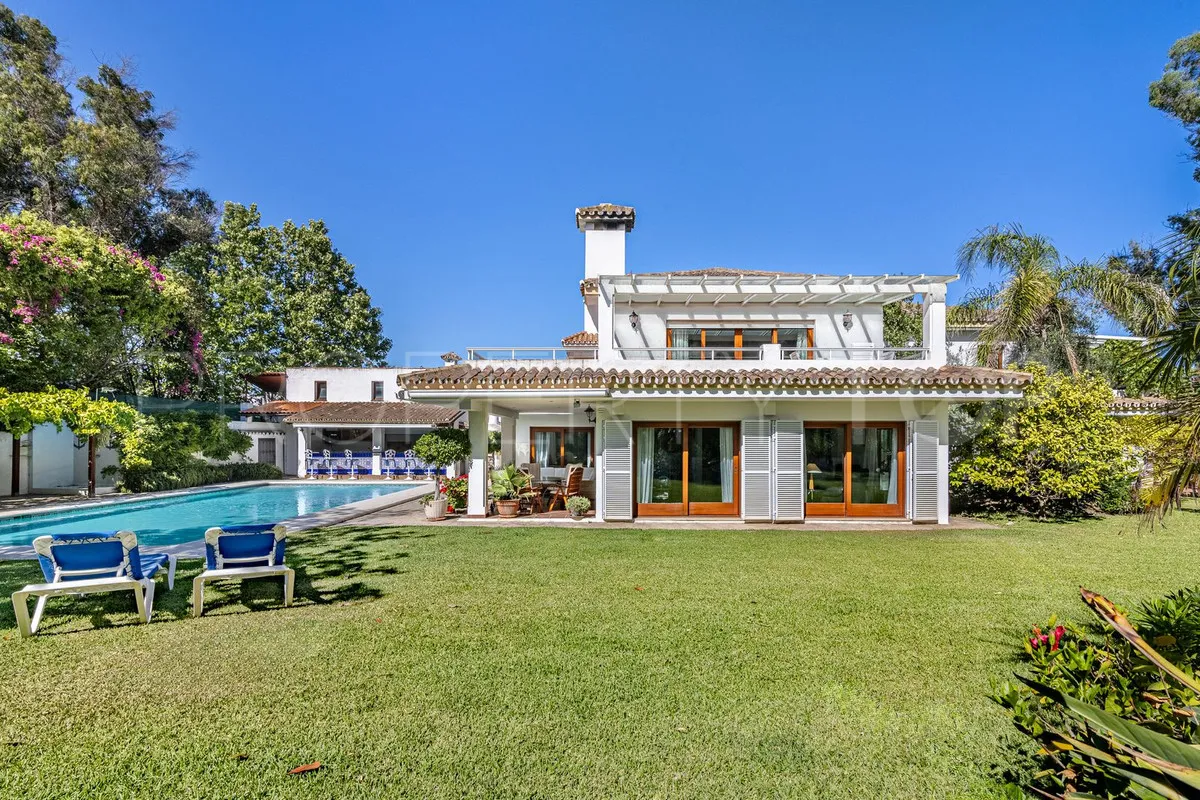 Comprar villa en New Golden Mile