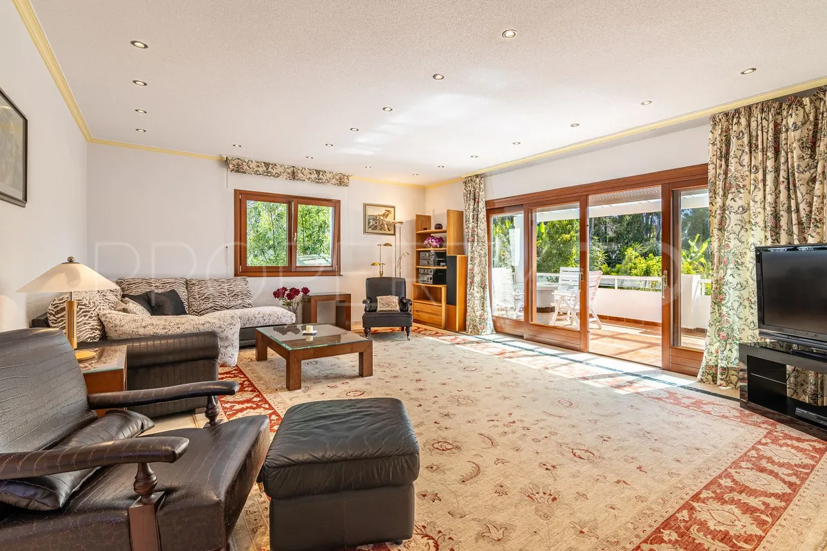 Comprar villa en New Golden Mile