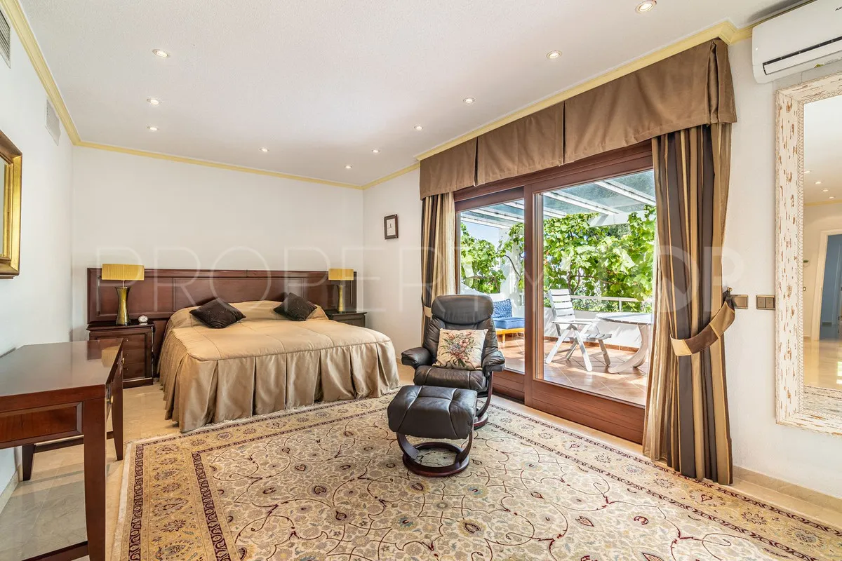 Comprar villa en New Golden Mile