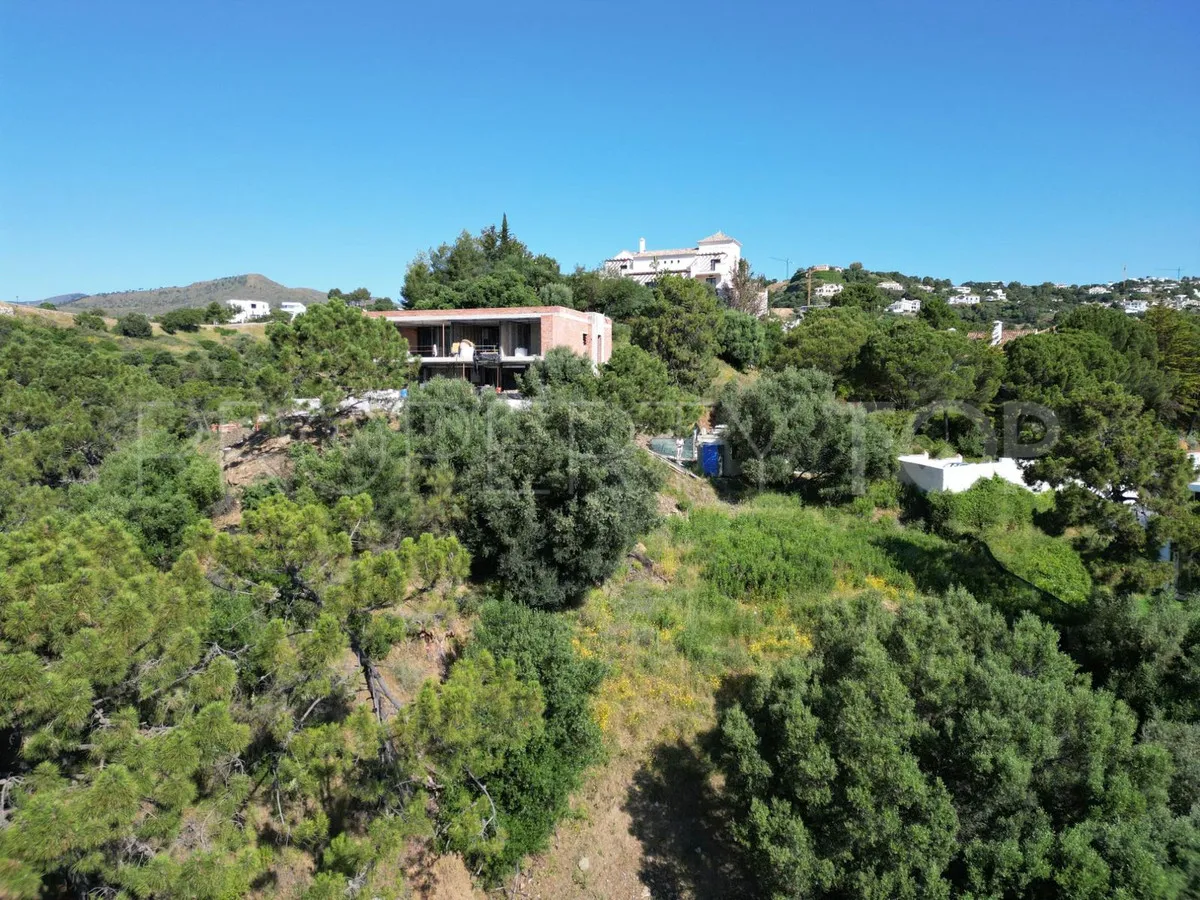 Plot for sale in Monte Mayor