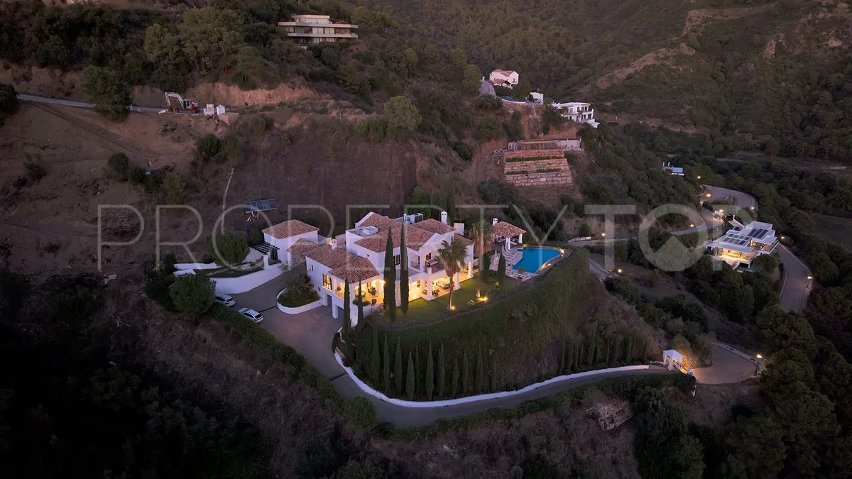 Benahavis villa for sale