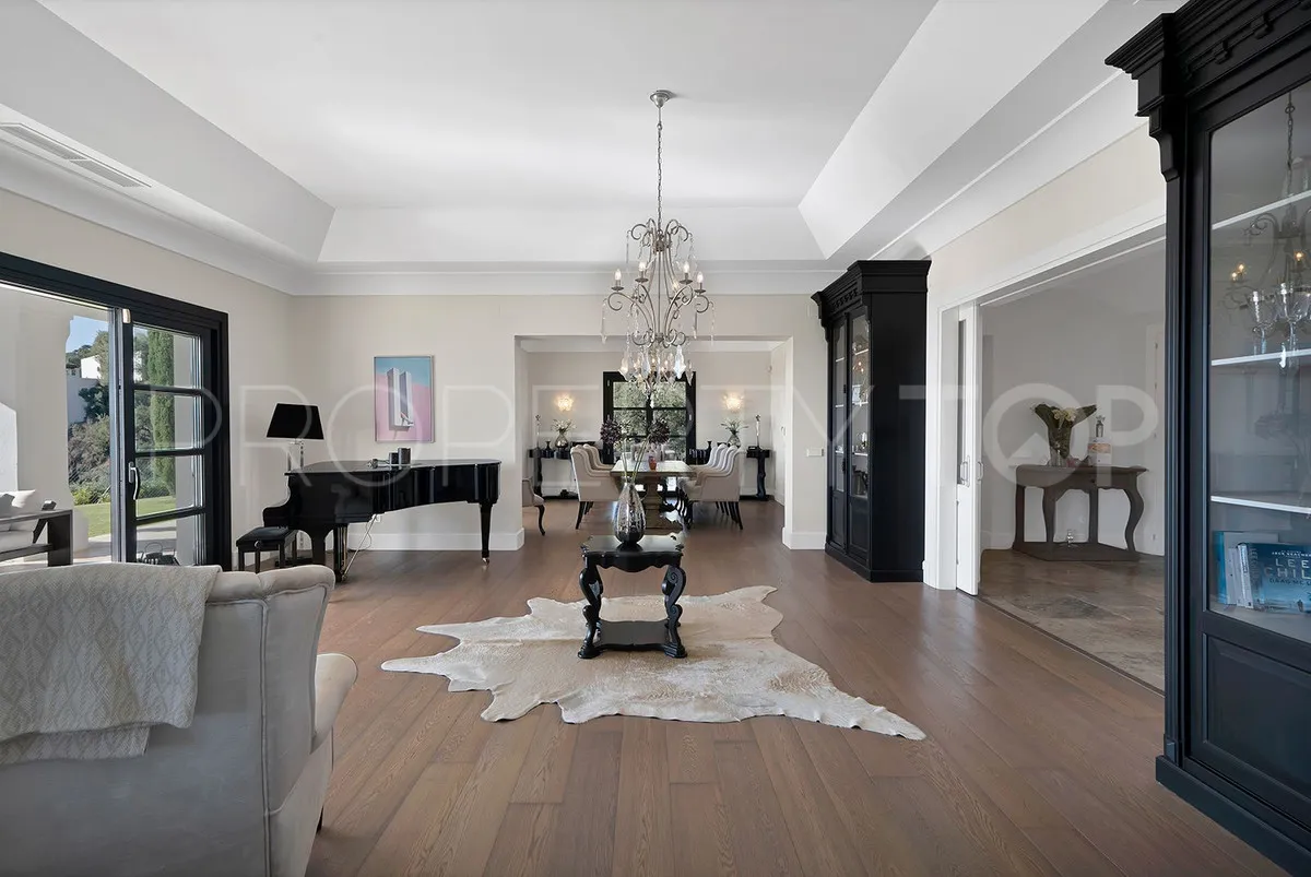 Benahavis villa for sale