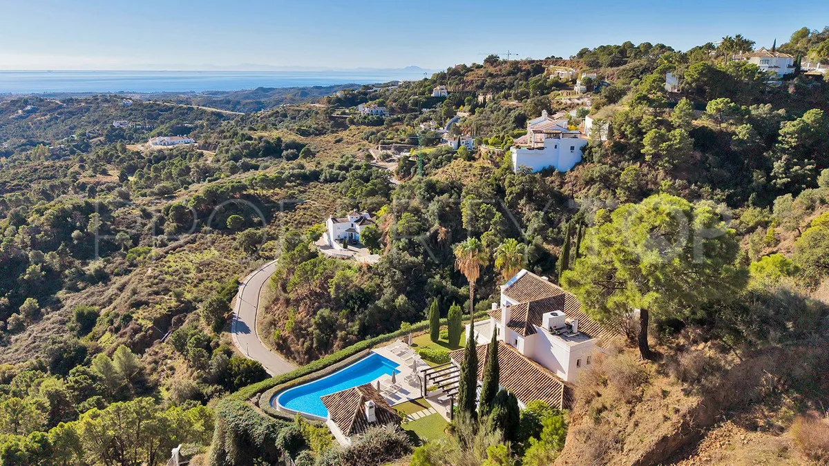 Benahavis villa for sale