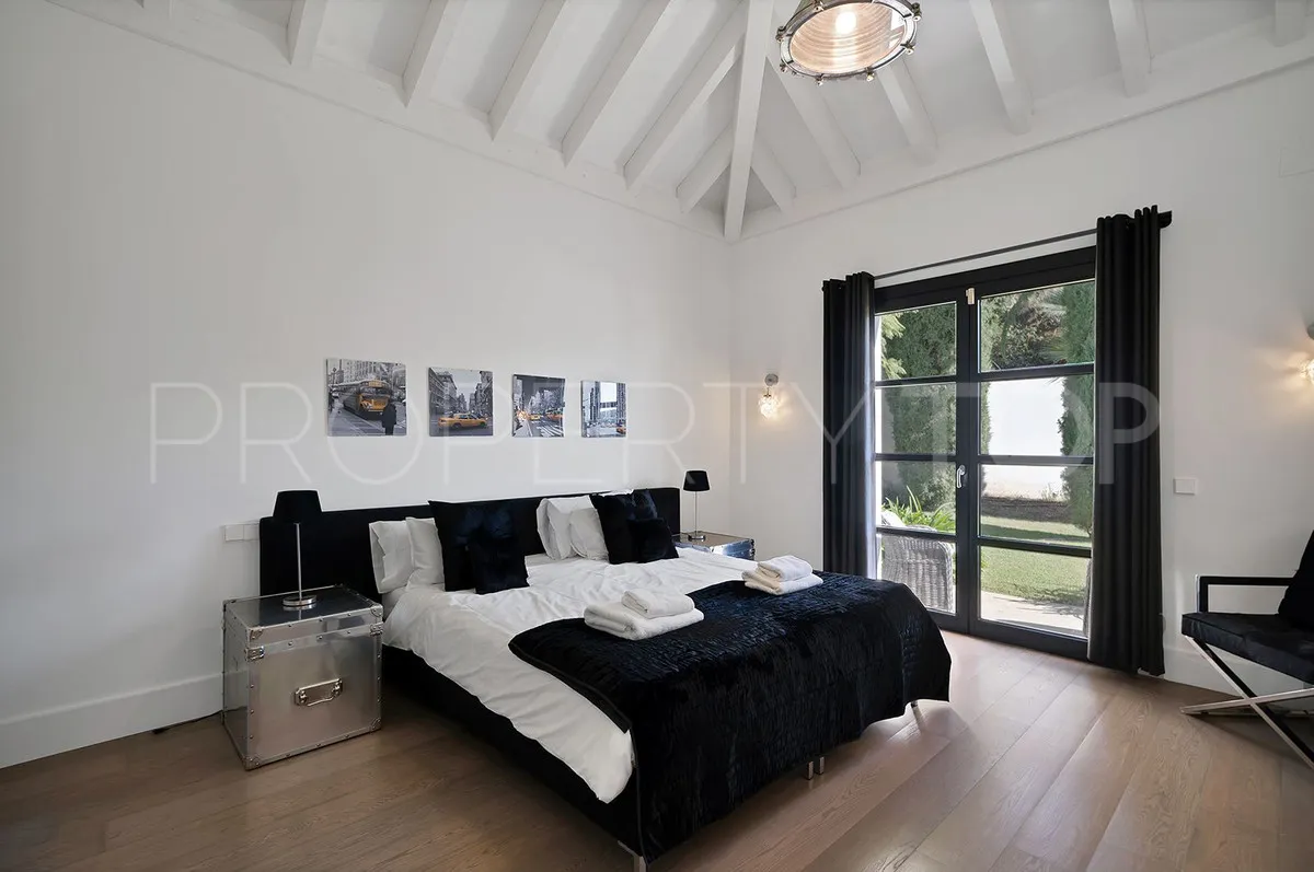 Benahavis villa for sale