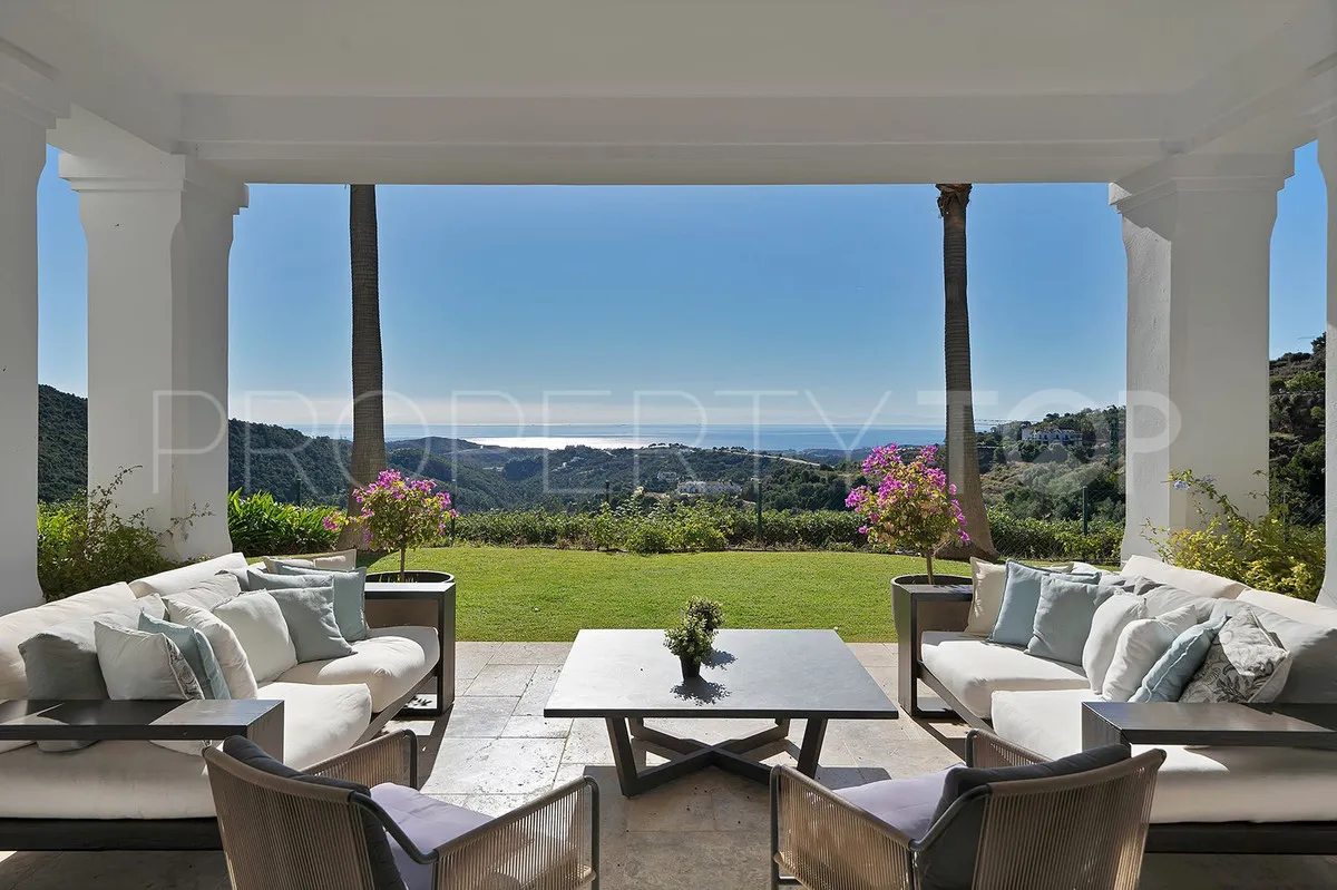 Benahavis villa for sale