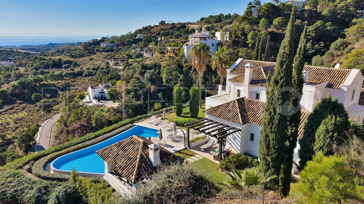 Benahavis villa for sale