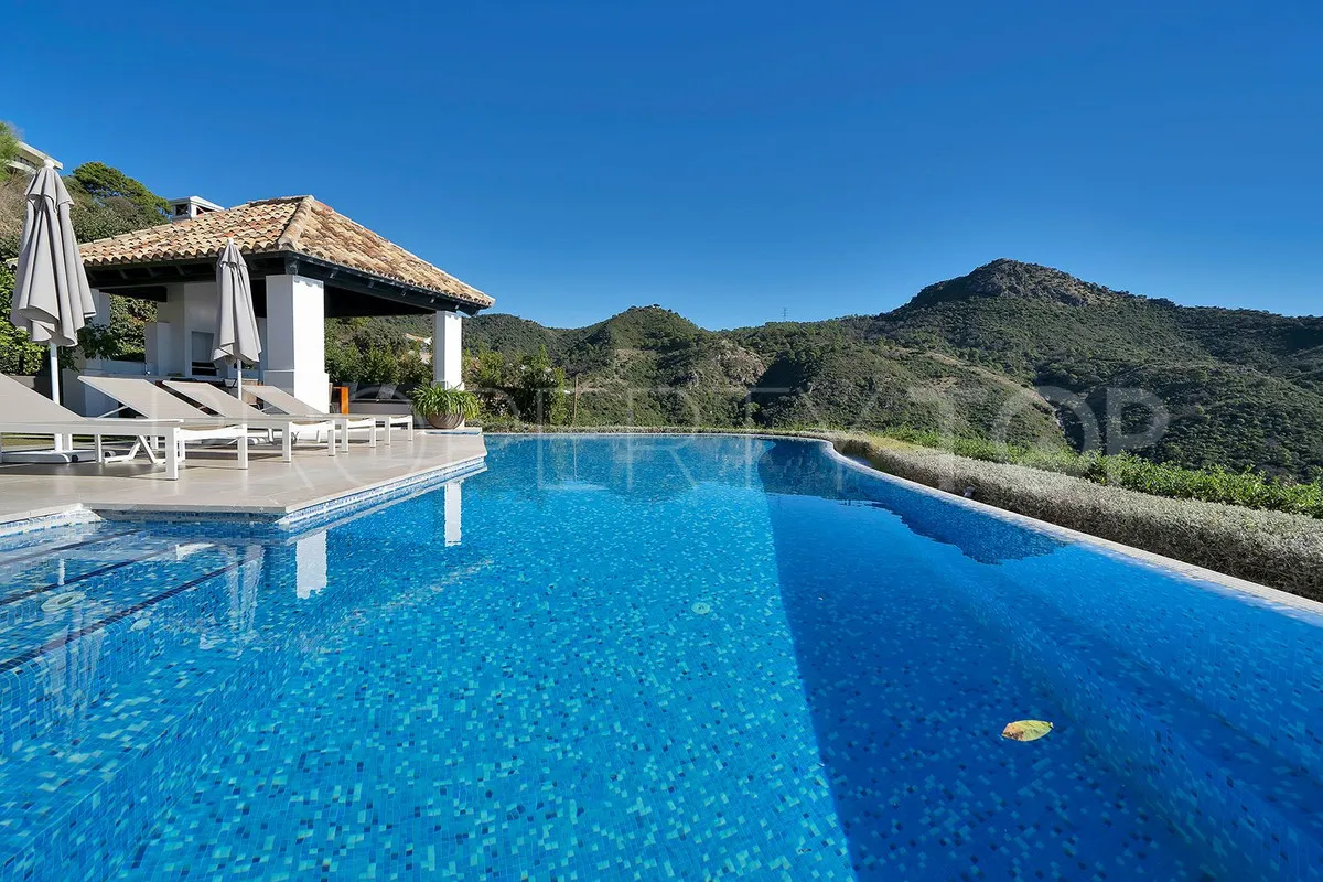 Benahavis villa for sale