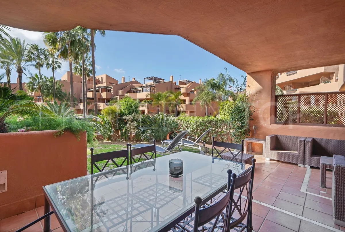 Comprar apartamento planta baja en New Golden Mile