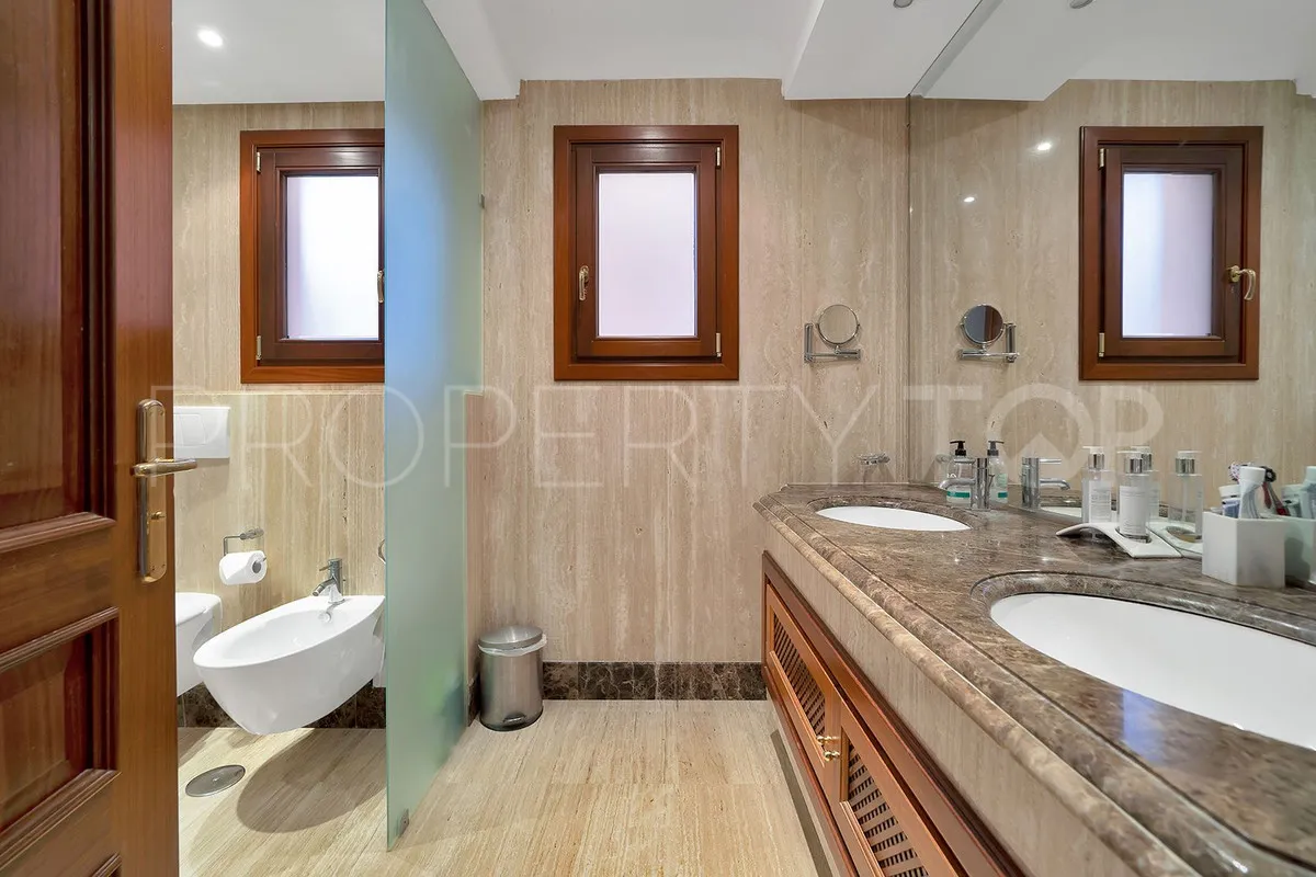 Comprar apartamento planta baja en New Golden Mile