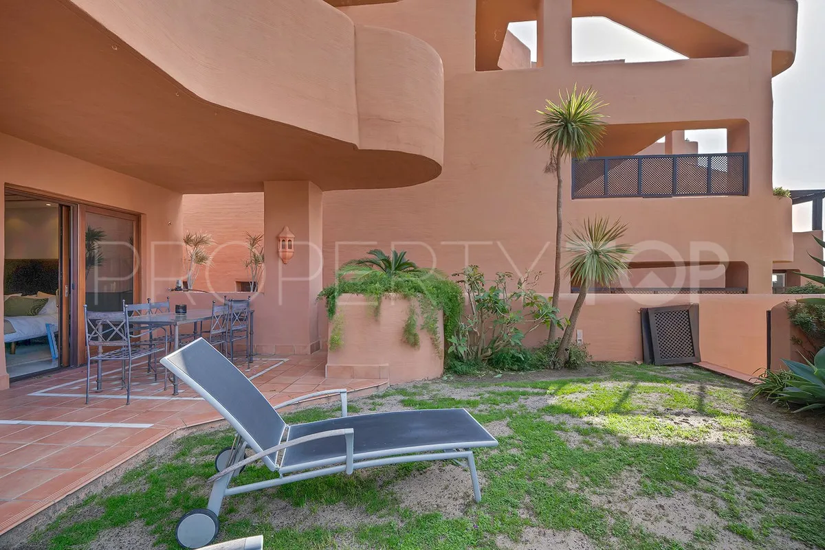 Comprar apartamento planta baja en New Golden Mile