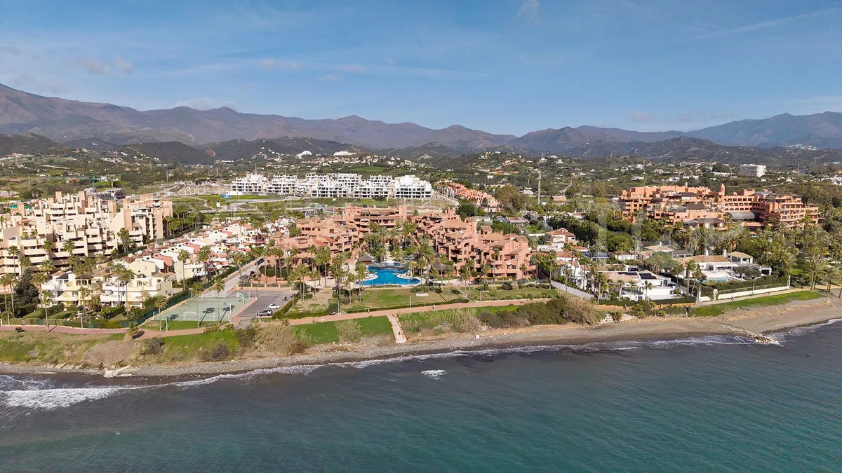 Comprar apartamento planta baja en New Golden Mile