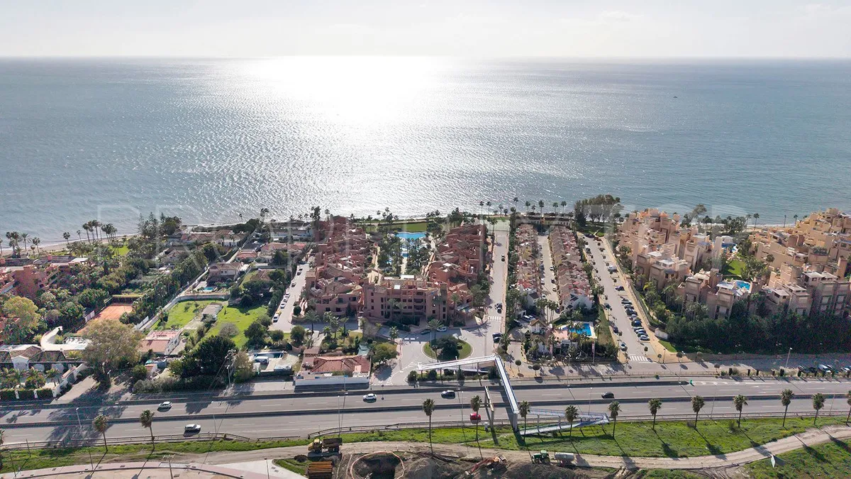 Comprar apartamento planta baja en New Golden Mile