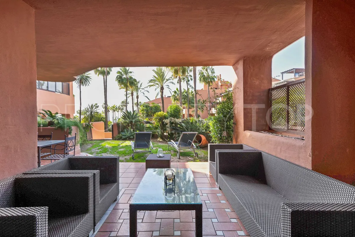 Comprar apartamento planta baja en New Golden Mile