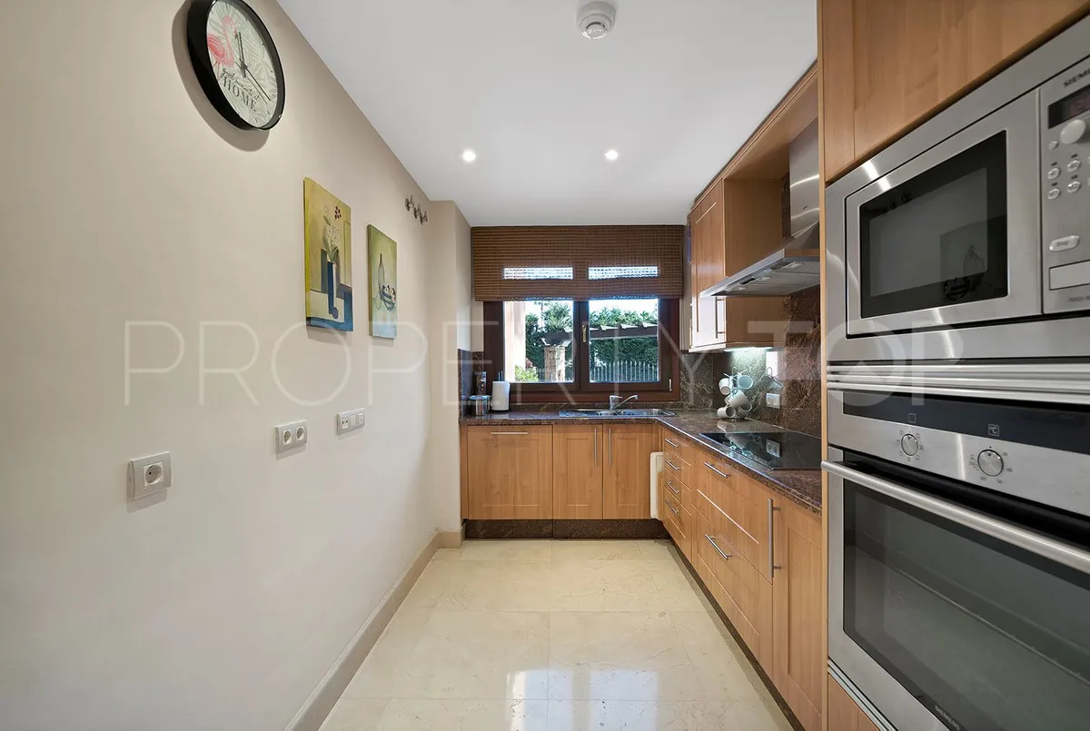 Comprar apartamento planta baja en New Golden Mile