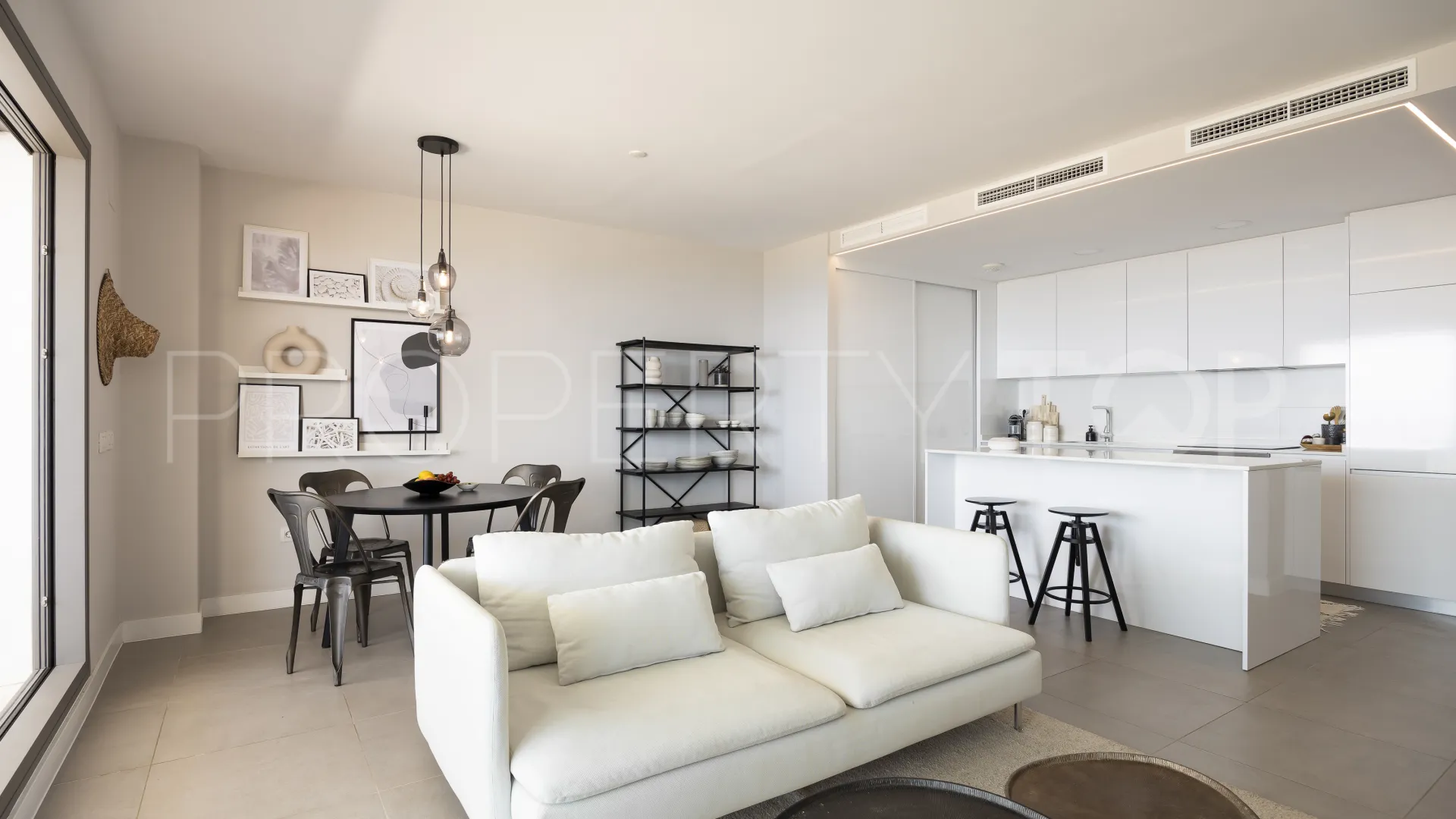 Comprar apartamento en Benalmadena Costa con 2 dormitorios
