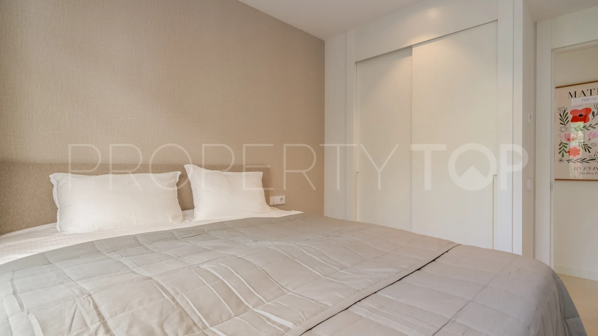 Ground floor apartment for sale in El Higueron