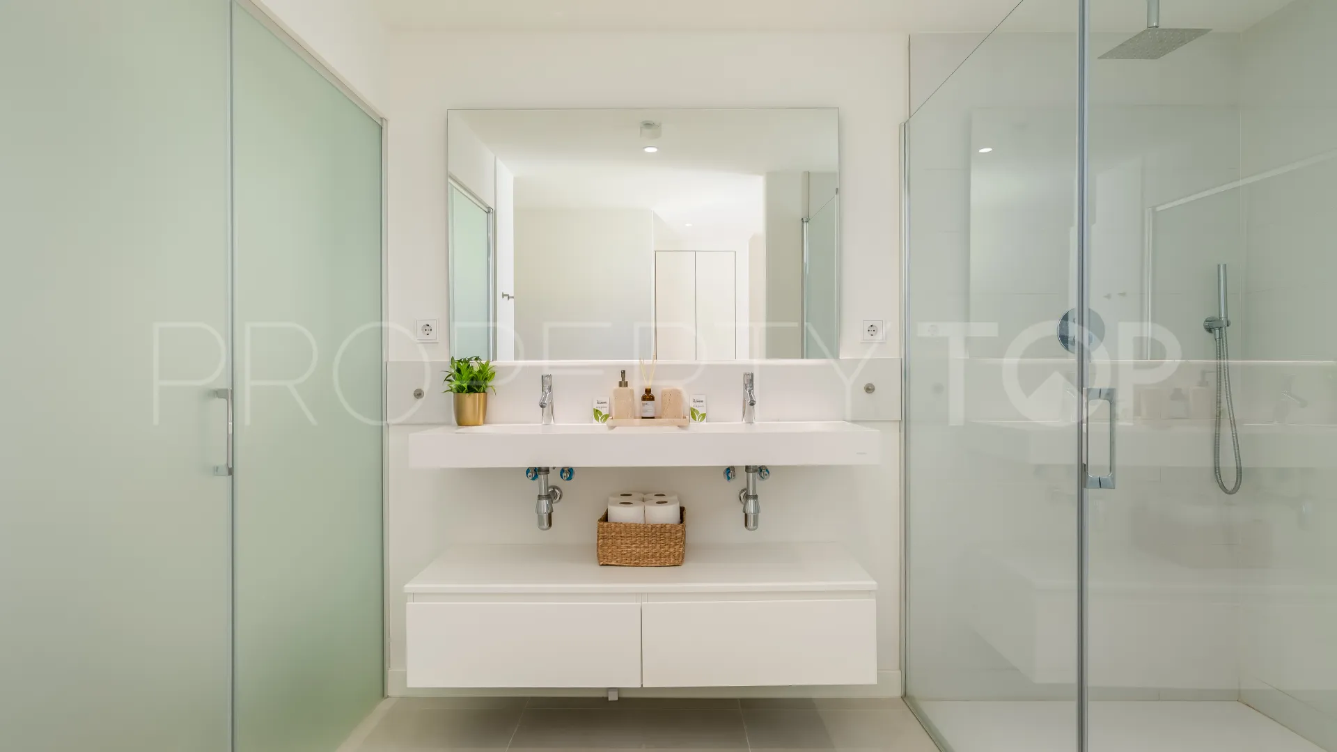 Ground floor apartment for sale in El Higueron