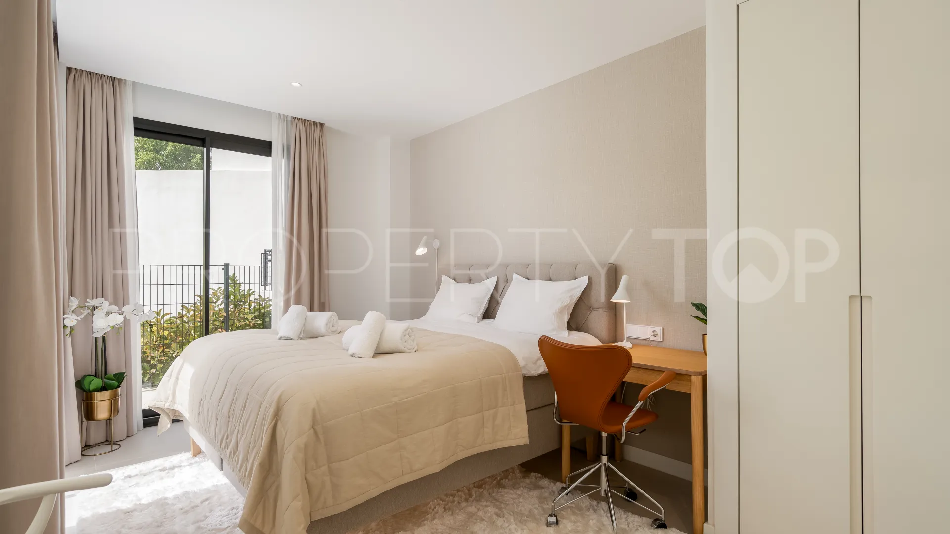 Ground floor apartment for sale in El Higueron