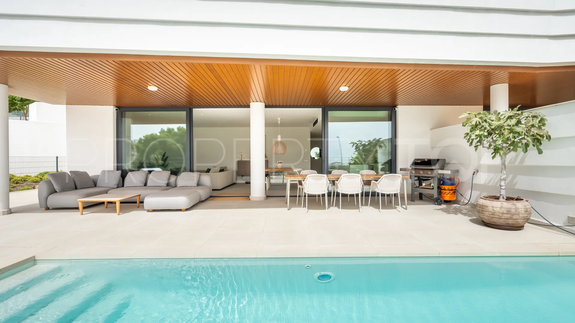 Ground floor apartment for sale in El Higueron