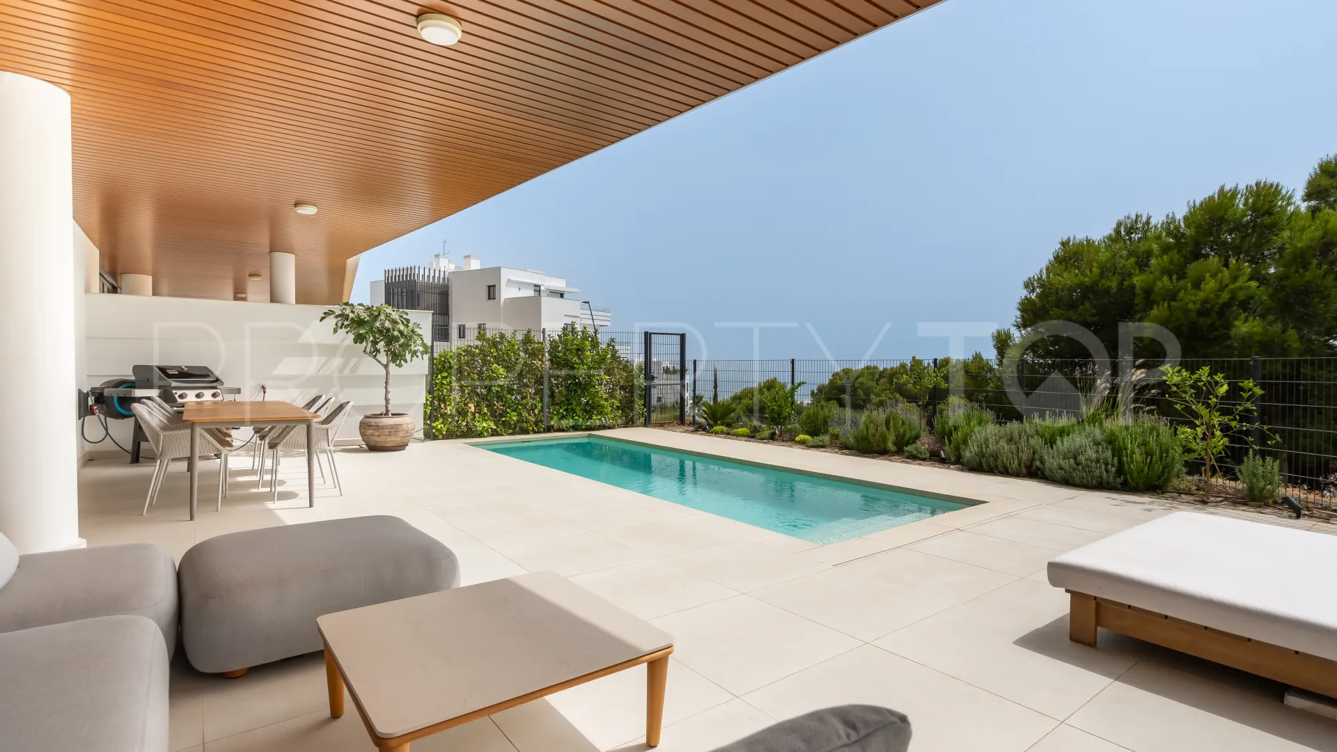 Ground floor apartment for sale in El Higueron