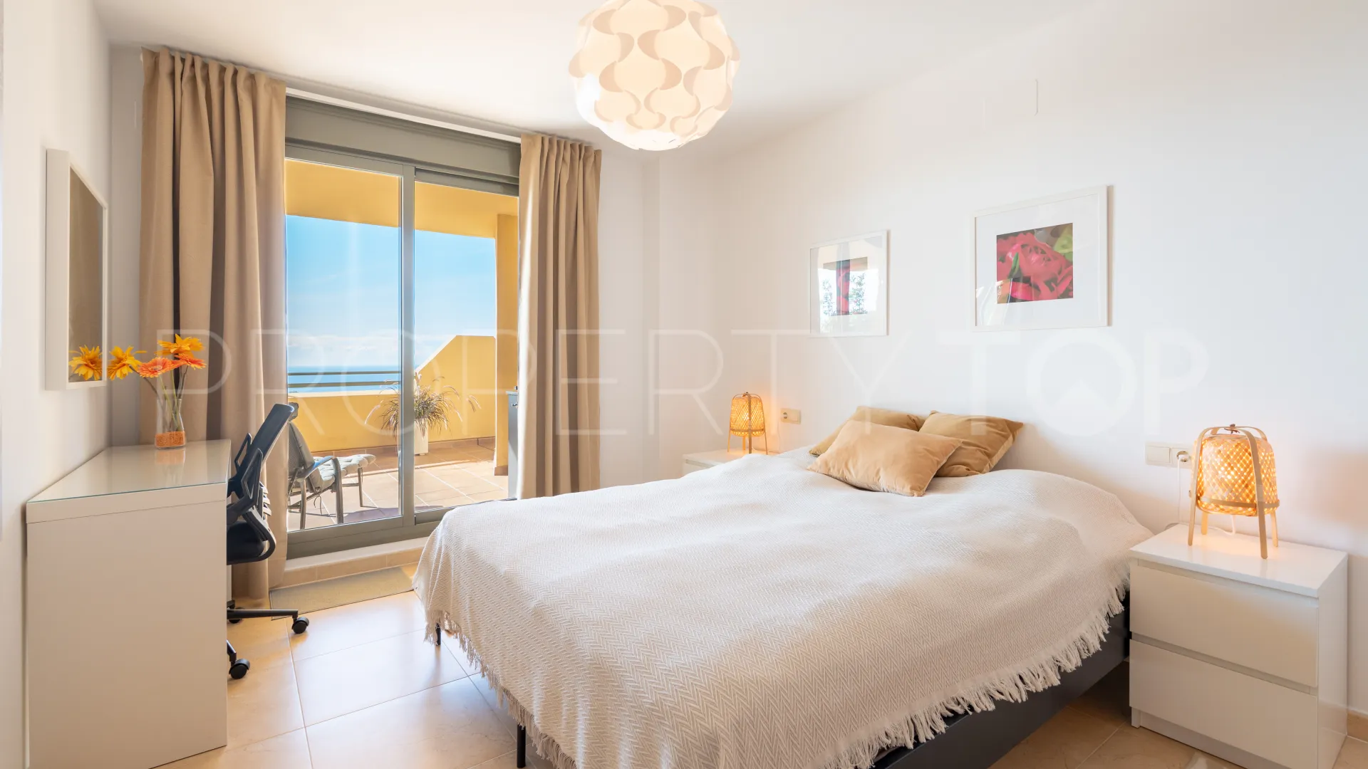 2 bedrooms Sitio de Calahonda ground floor apartment for sale