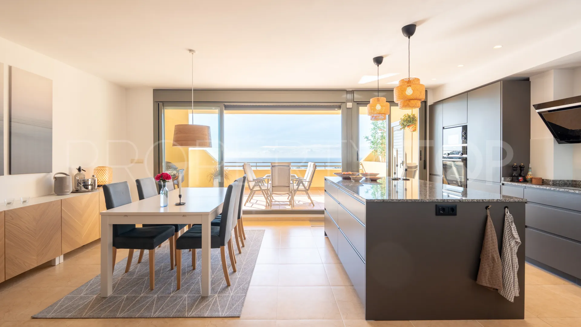 2 bedrooms Sitio de Calahonda ground floor apartment for sale