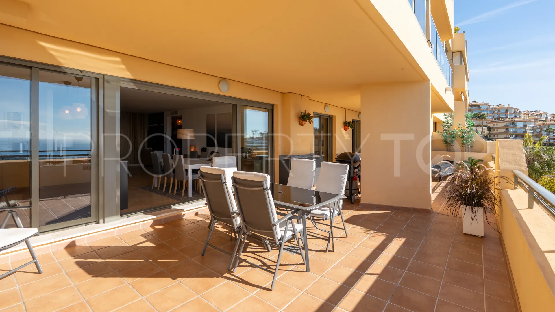 2 bedrooms Sitio de Calahonda ground floor apartment for sale