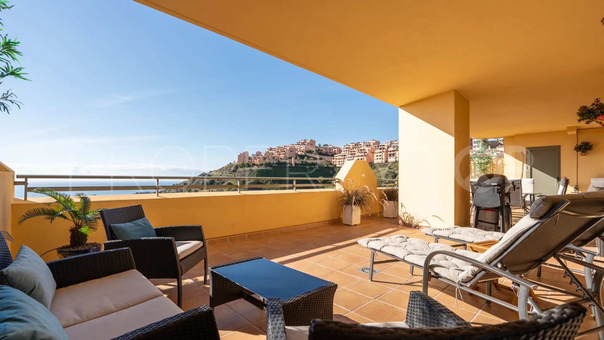 2 bedrooms Sitio de Calahonda ground floor apartment for sale