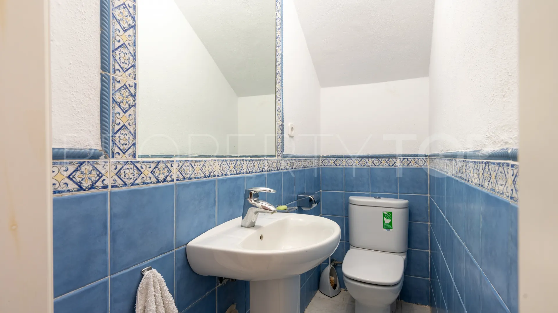 For sale town house in Marbella Golden Mile with 3 bedrooms