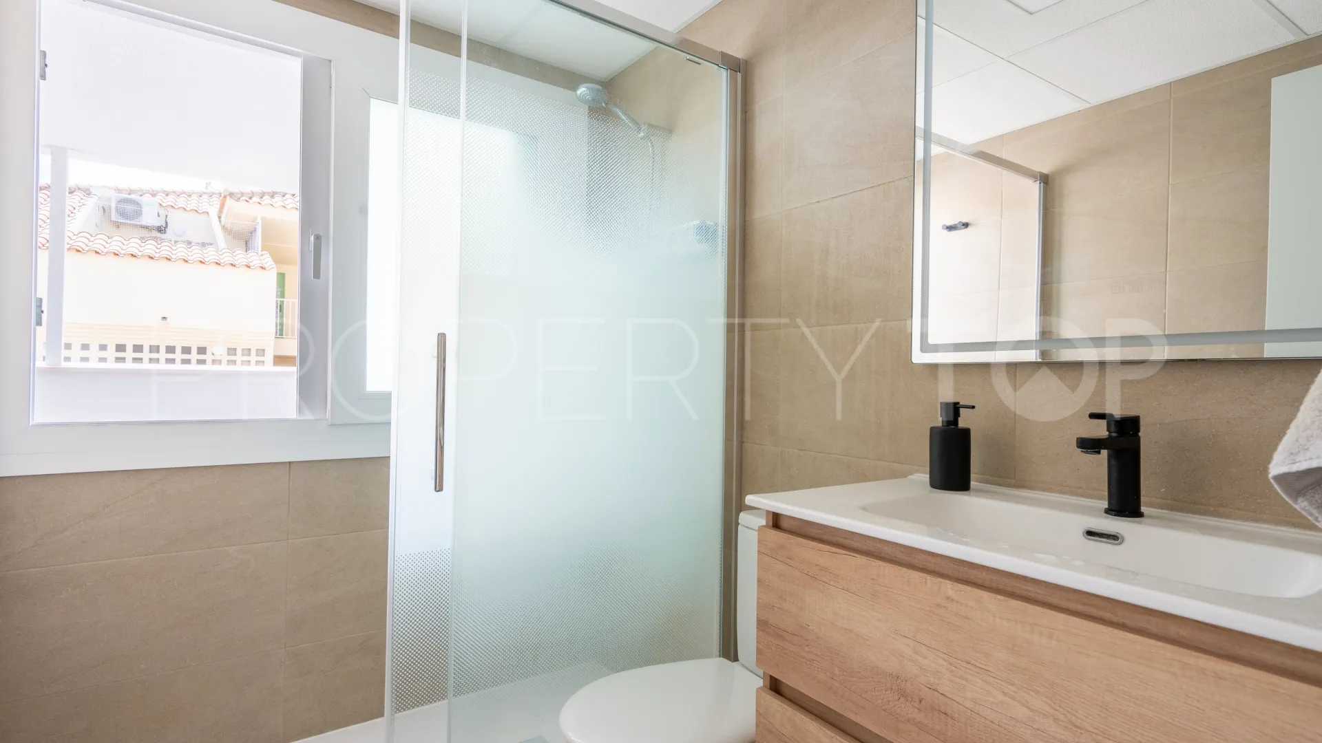 Apartamento planta baja a la venta en Torreblanca con 3 dormitorios