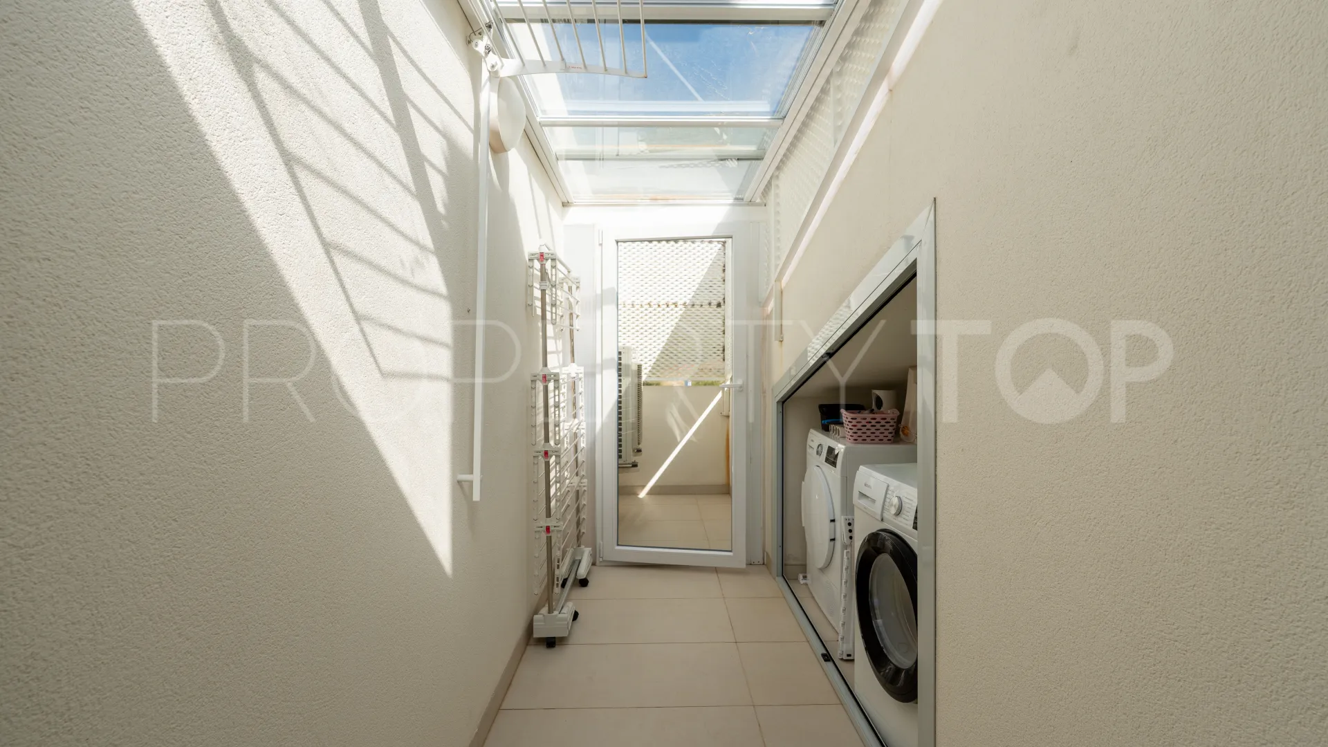 Duplex penthouse for sale in Benalmadena Pueblo with 3 bedrooms