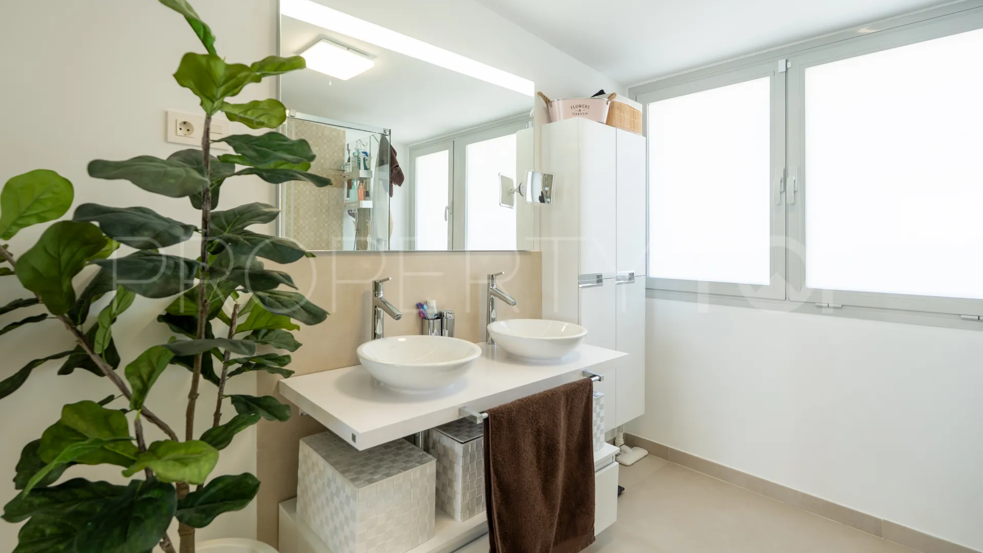 Duplex penthouse for sale in Benalmadena Pueblo with 3 bedrooms
