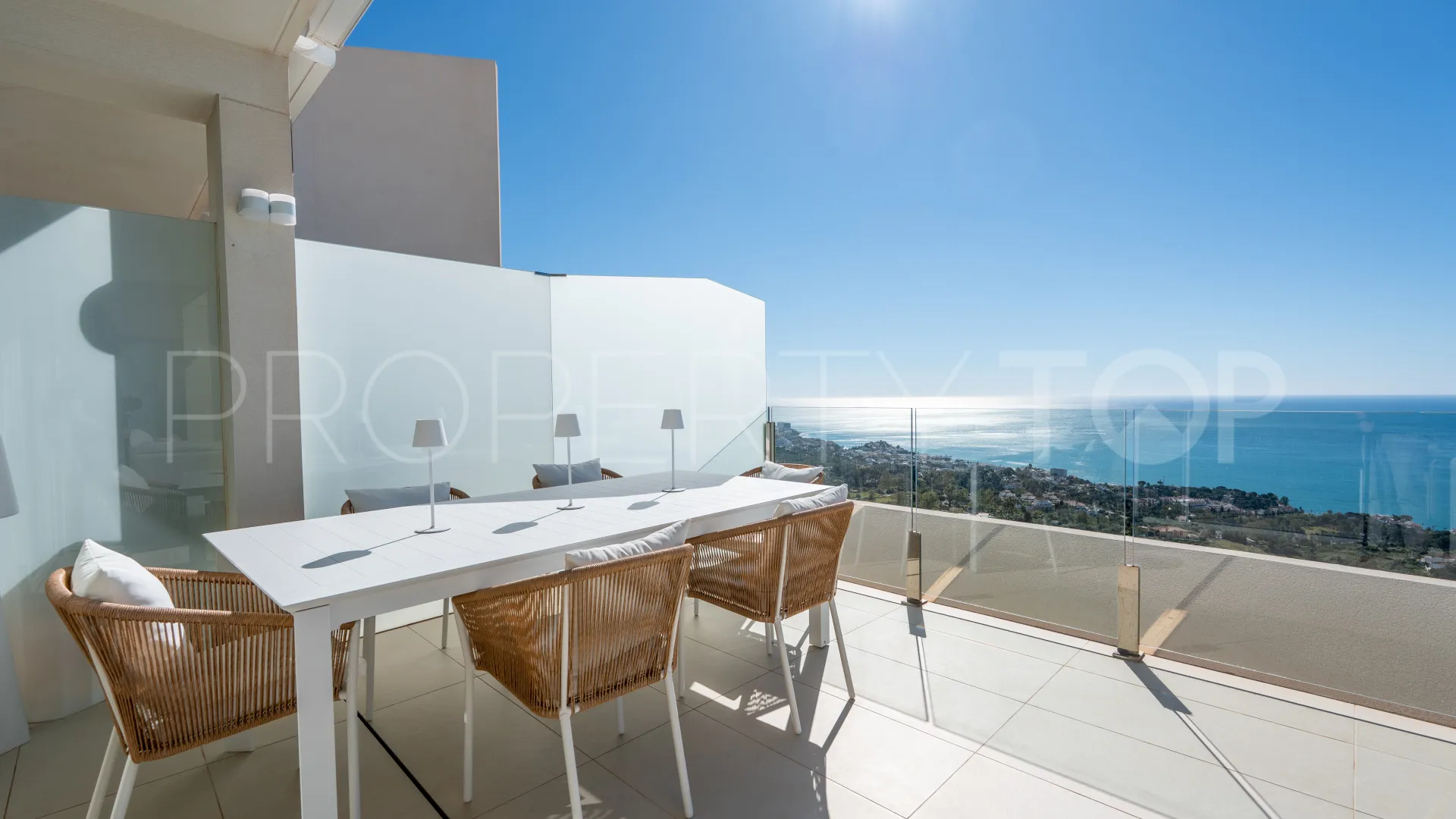 Duplex penthouse for sale in Benalmadena Pueblo with 3 bedrooms
