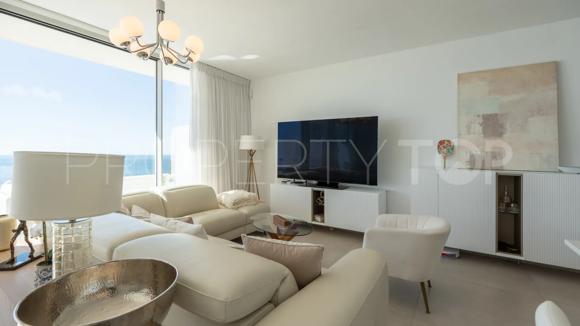 Duplex penthouse for sale in Benalmadena Pueblo with 3 bedrooms