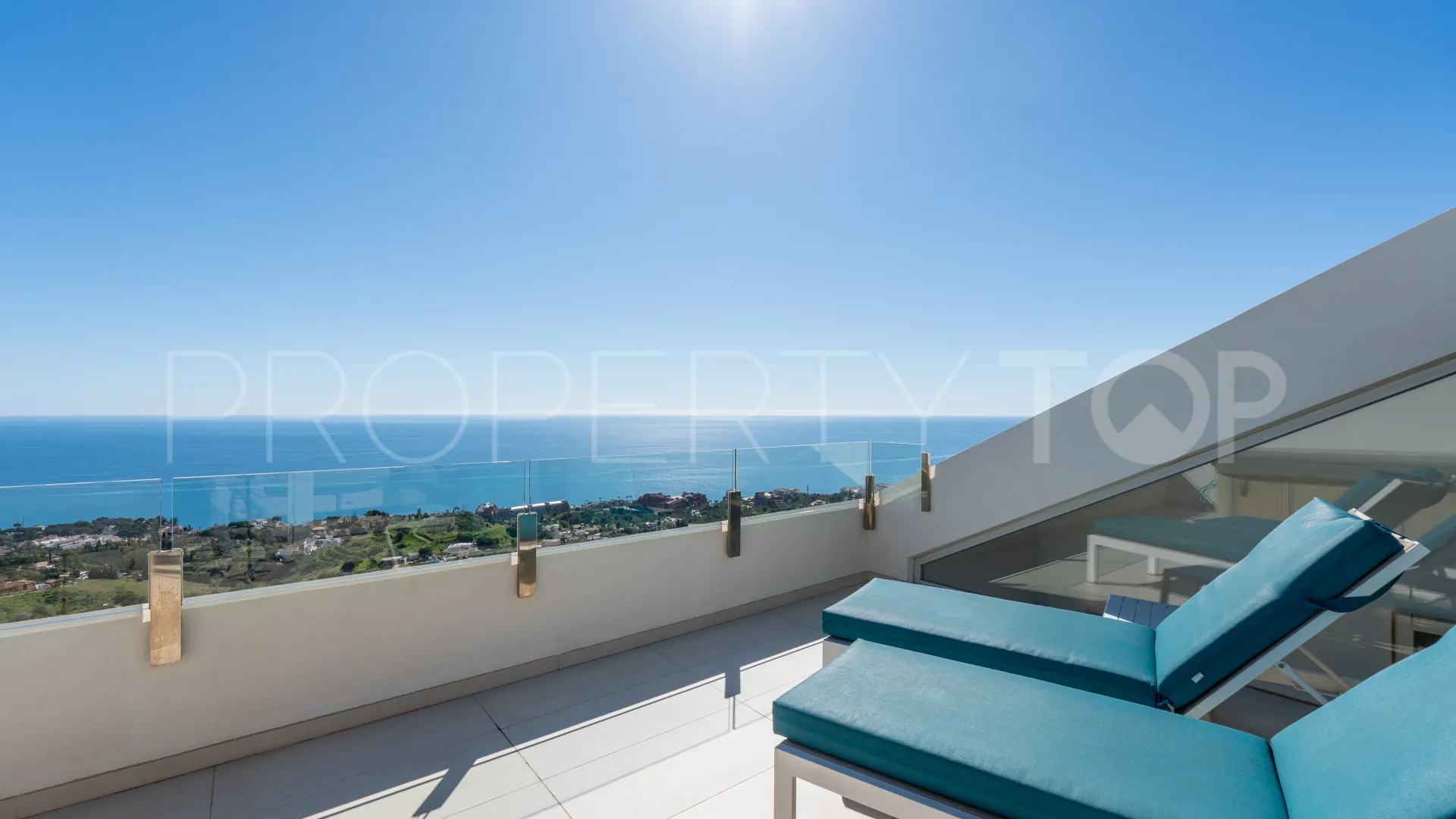 Buy duplex penthouse in Benalmadena Pueblo