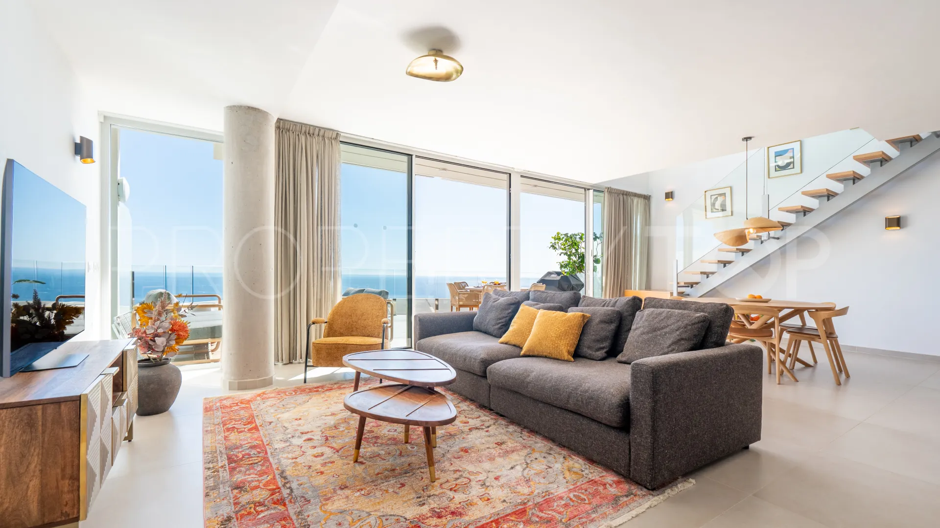 Buy duplex penthouse in Benalmadena Pueblo