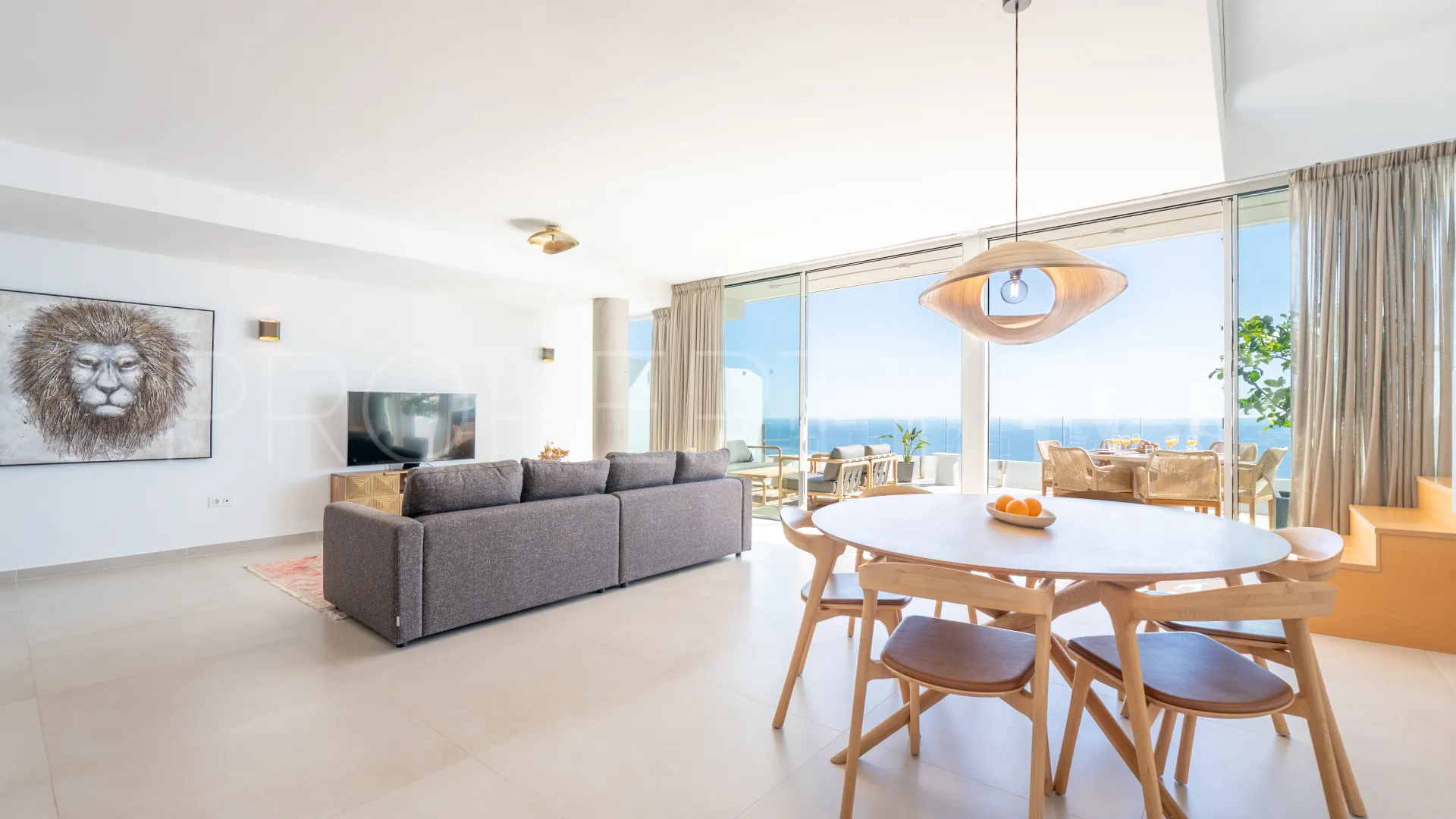 Buy duplex penthouse in Benalmadena Pueblo