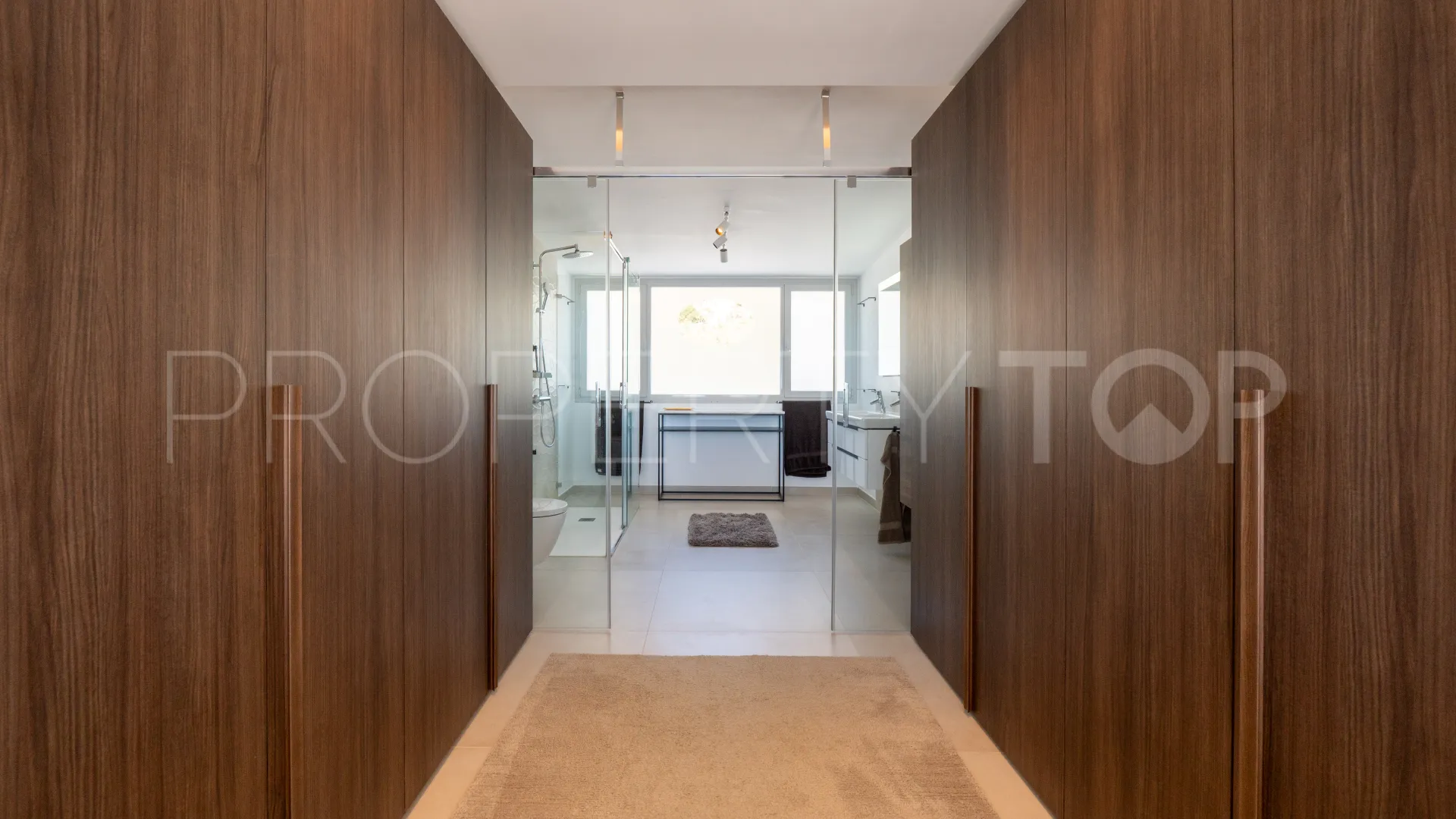 Buy duplex penthouse in Benalmadena Pueblo
