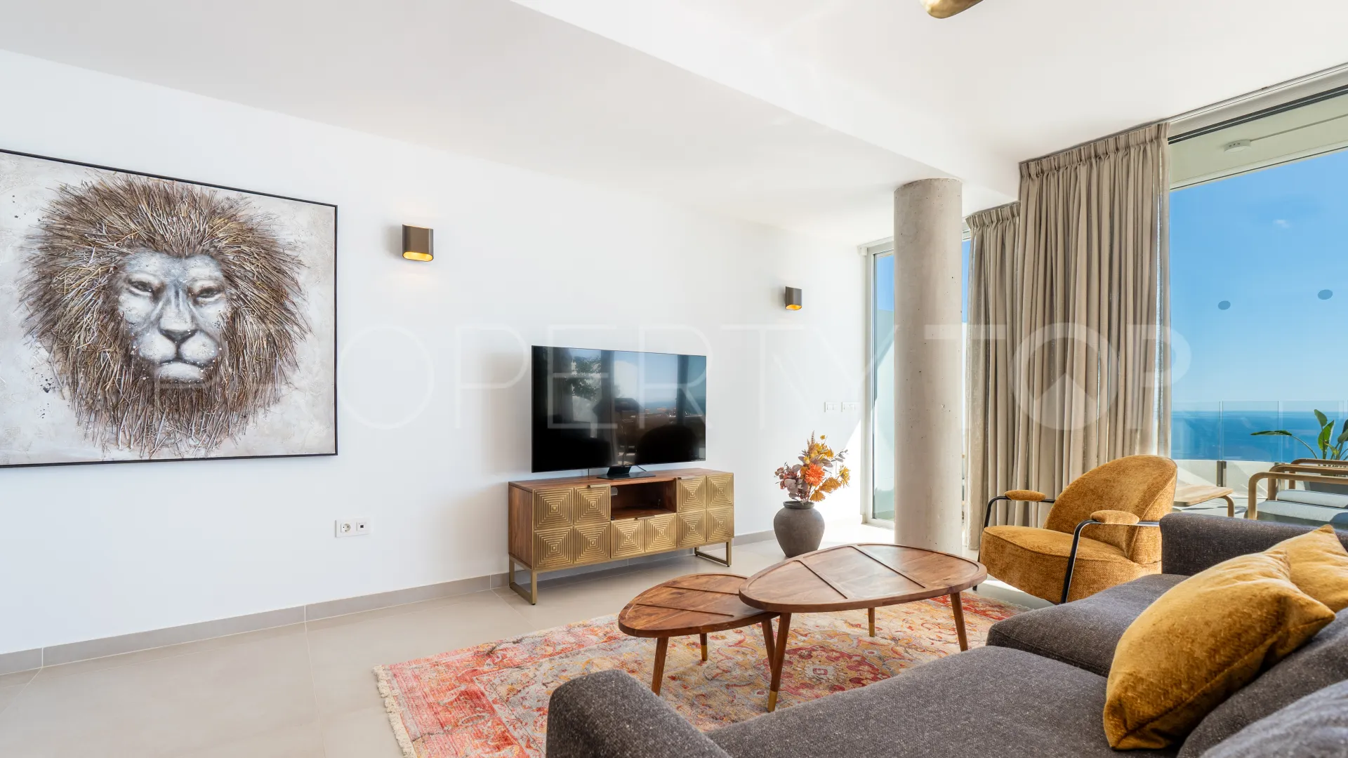 Buy duplex penthouse in Benalmadena Pueblo