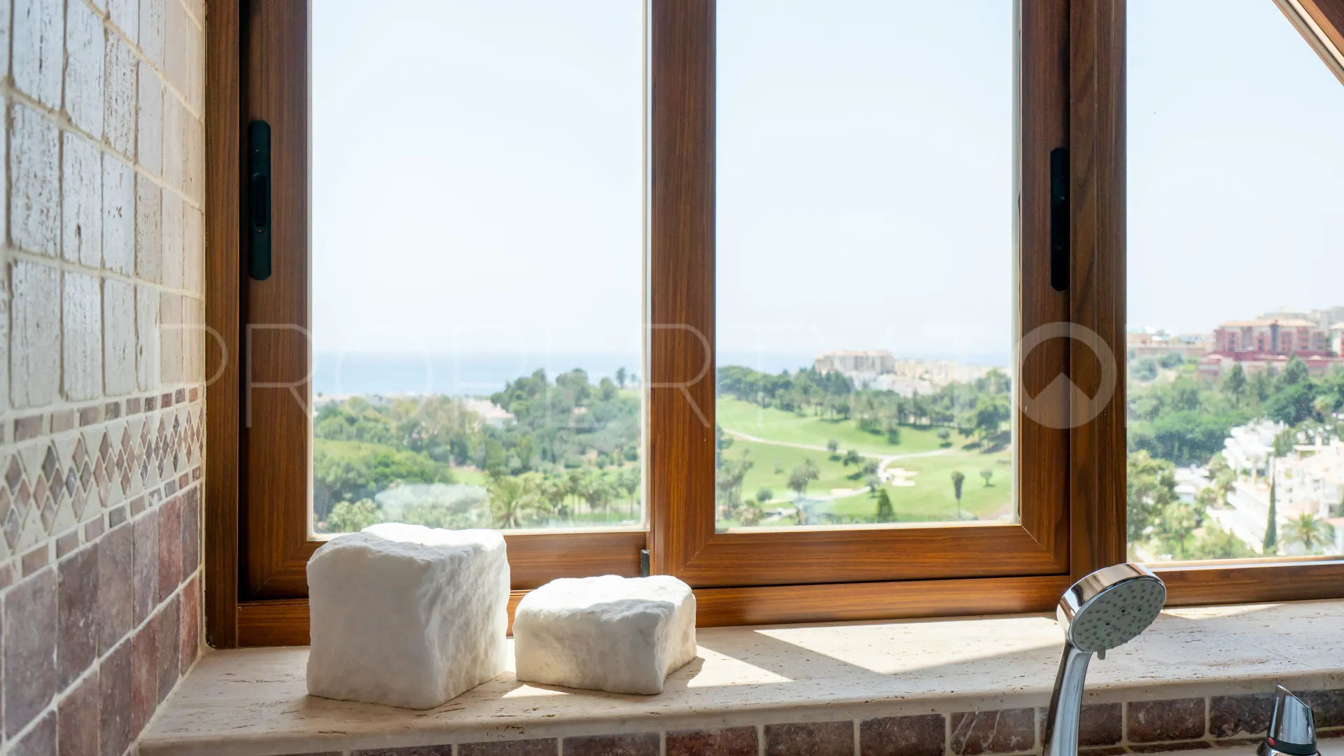 Torrequebrada 3 bedrooms penthouse for sale