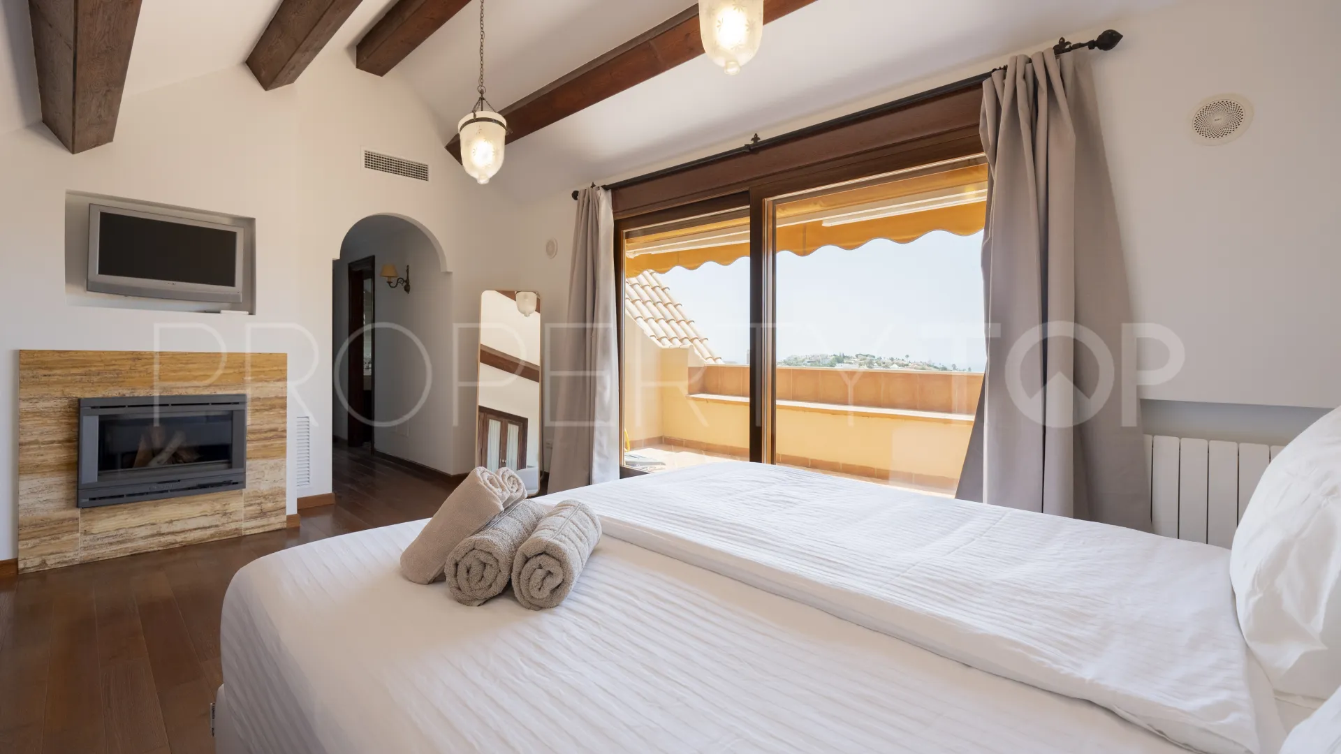 Torrequebrada 3 bedrooms penthouse for sale