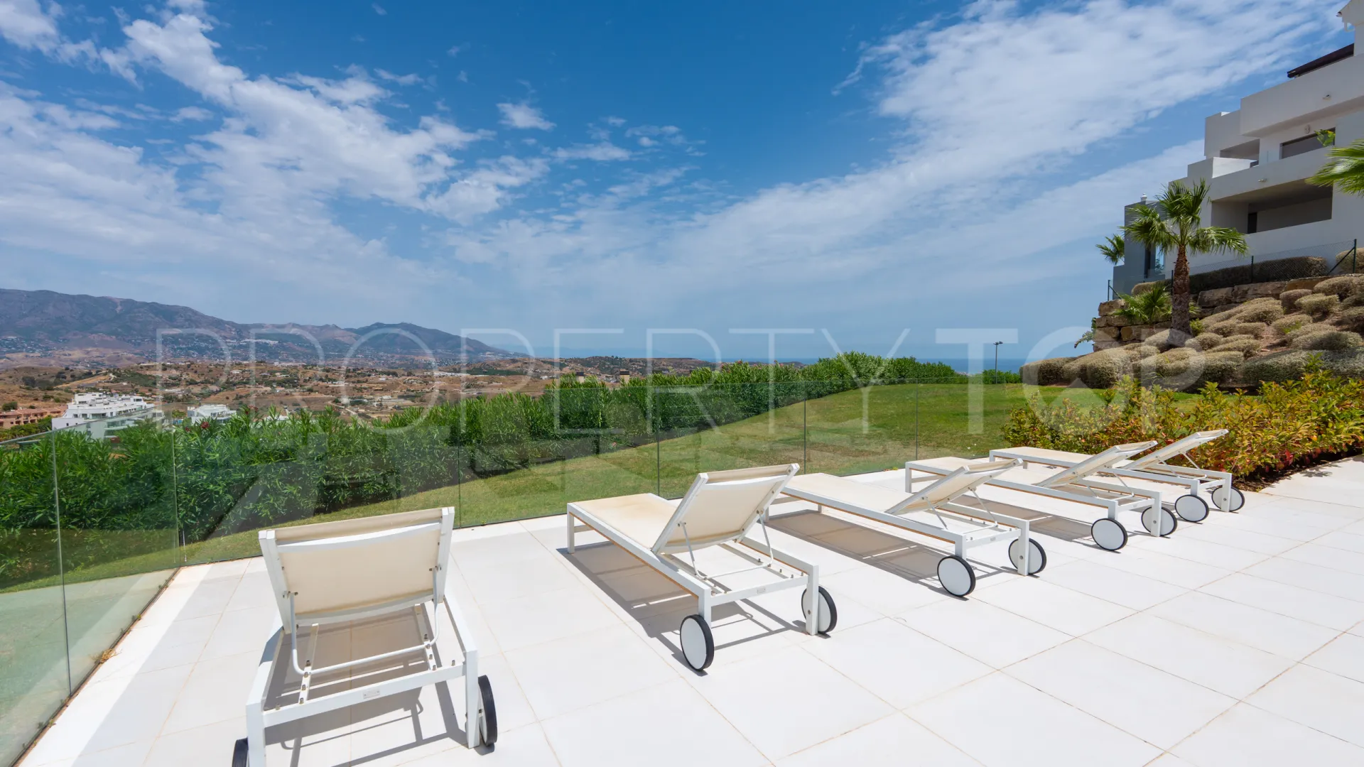 Calanova Golf 1 bedroom ground floor apartment for sale